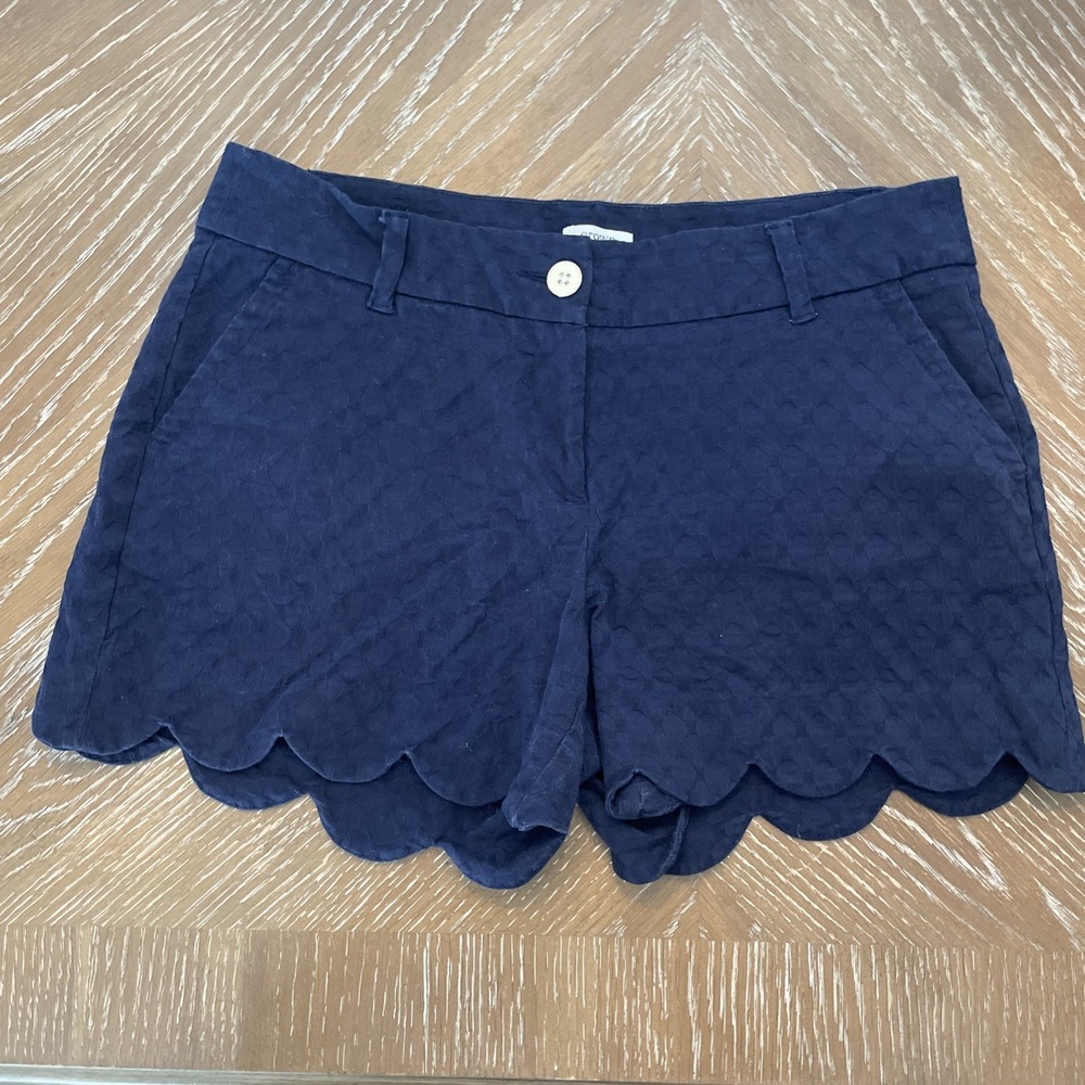 Crown & Ivy 6 Scallop Shelby NAVY BLUE Textured Shorts EXCELLENT Fast Shipping